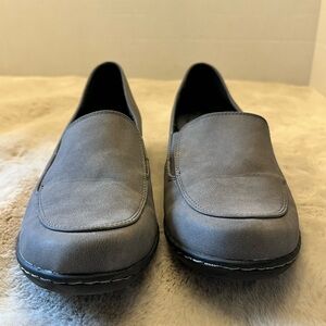 Soft Style Men's Charcoal Loafers